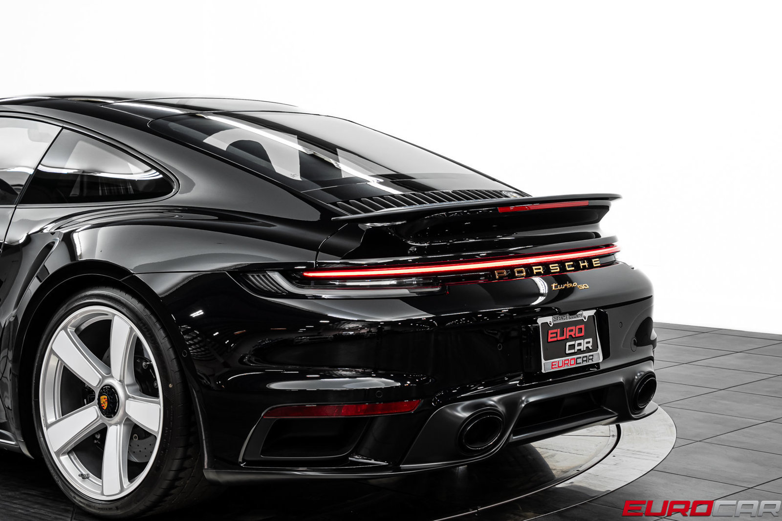 Used 2025 Porsche 911 Turbo S AWD/4WD image 15