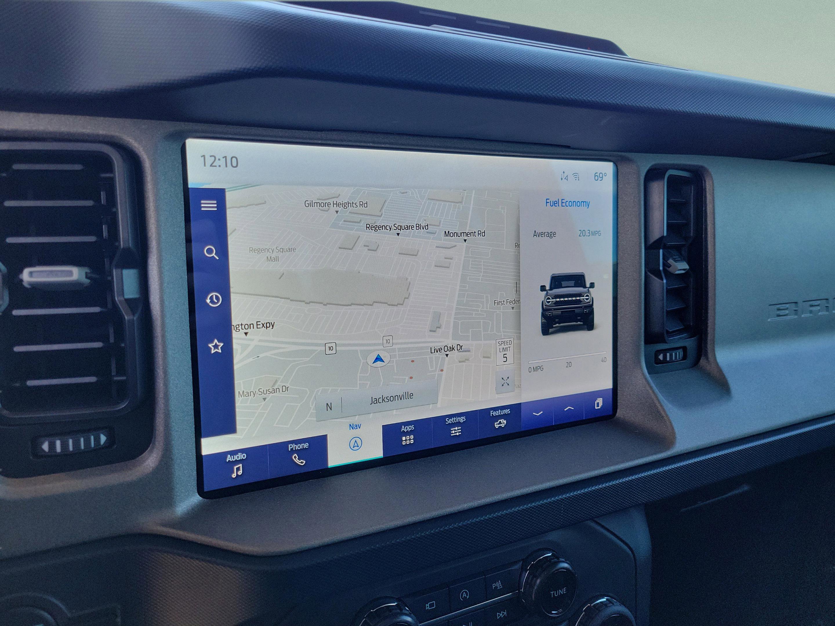 Used 2024 Ford Bronco Outer Banks image 18