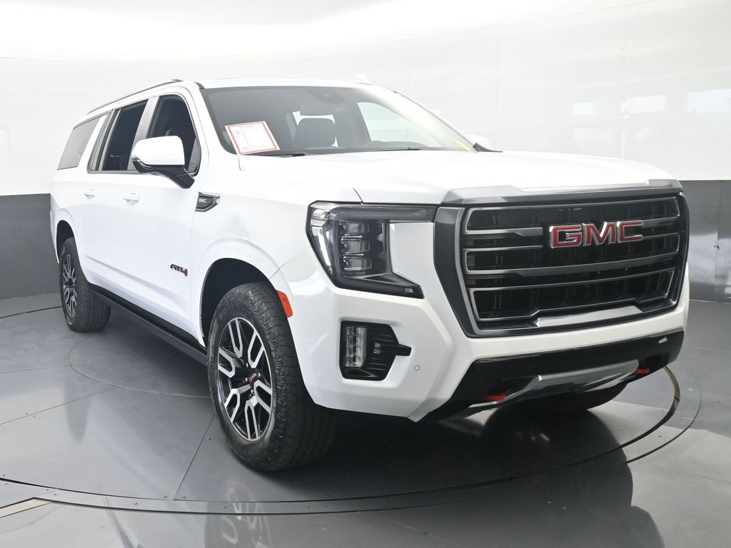 Used 2023 GMC Yukon XL AT4 image 9