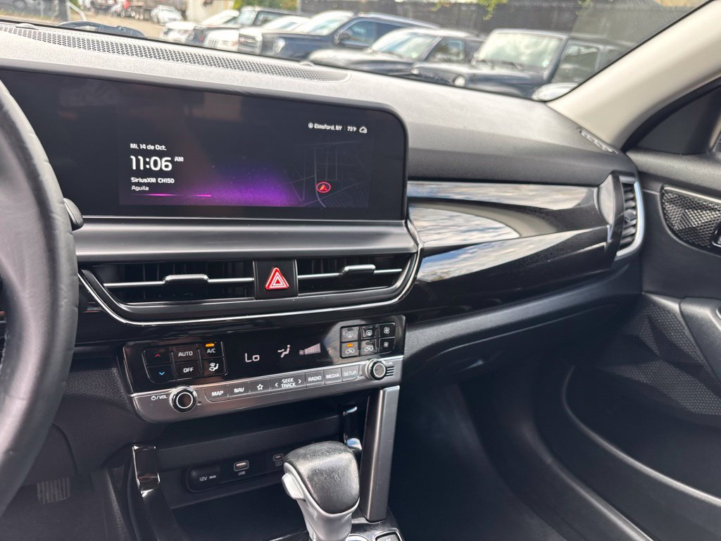 Used 2025 Kia Seltos S AWD/4WD image 15