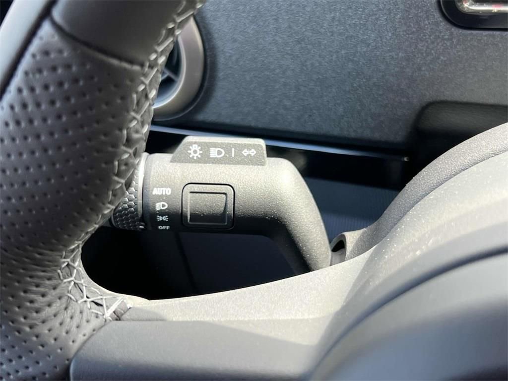 Used 2025 INEOS Grenadier Base image 23