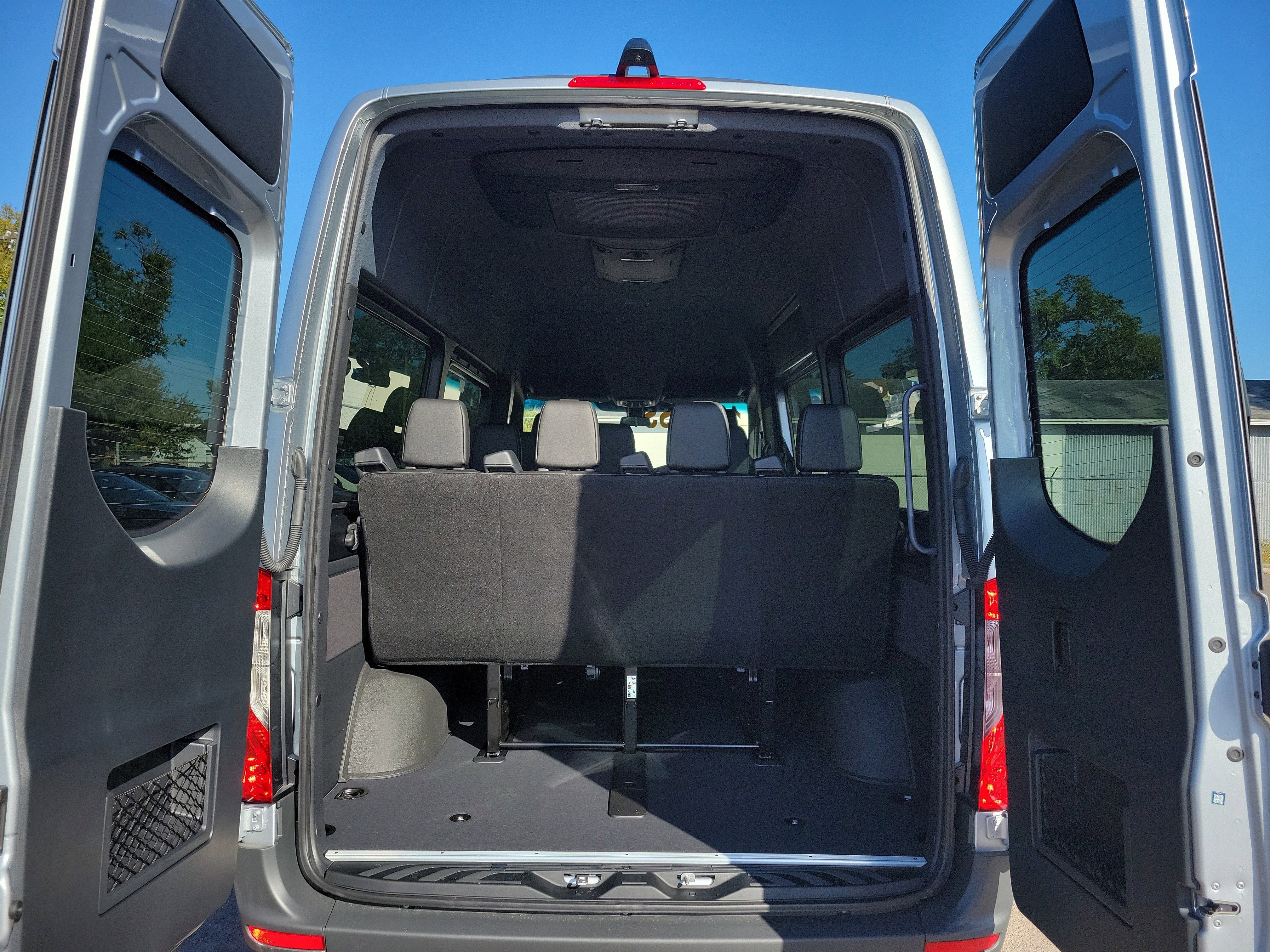 New 2025 Mercedes-Benz Sprinter 2500 image 10
