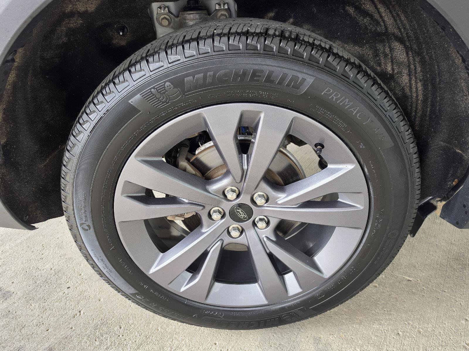 Used 2023 Ford Explorer XLT w/ Equipment Group 202A AWD/4WD image 11