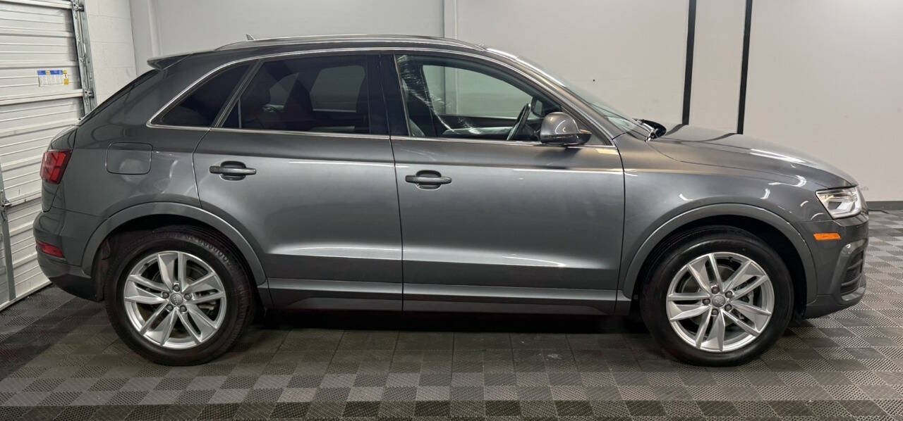 Used 2016 Audi Q3 2.0T Premium Plus w/ Technology Package AWD/4WD image 2