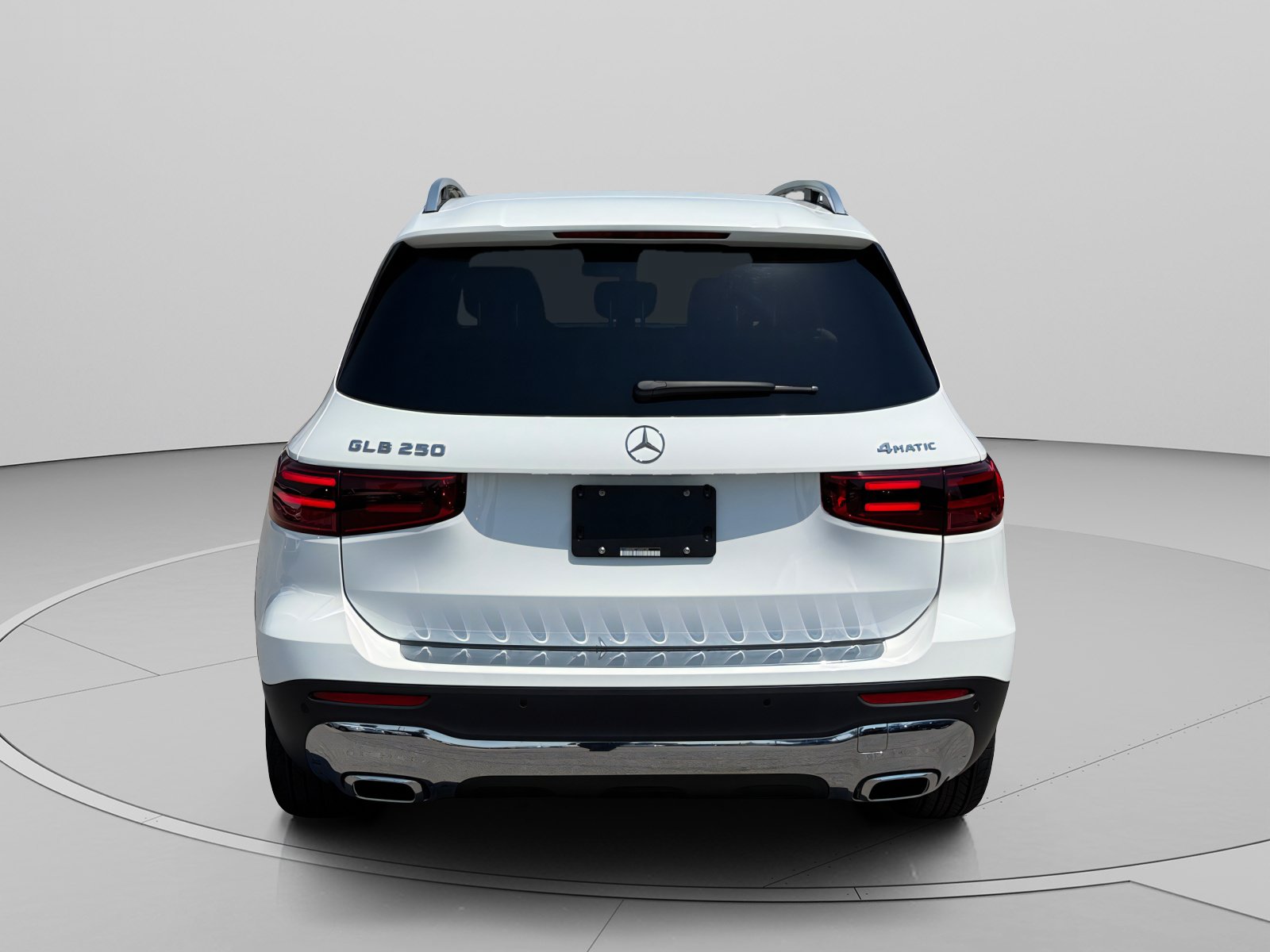 New 2026 Mercedes-Benz GLB 250 4MATIC image 4