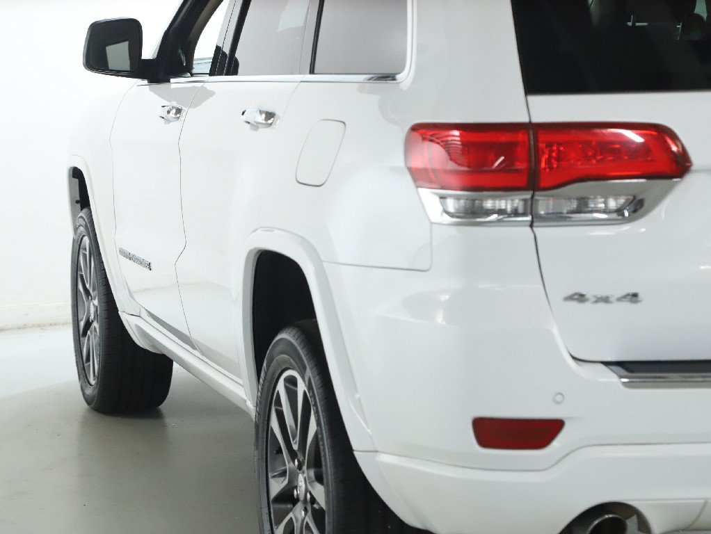 Used 2017 Jeep Grand Cherokee Overland AWD/4WD image 42