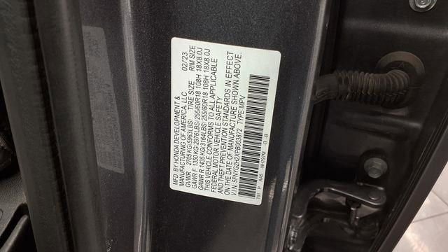 Used 2023 Honda Pilot LX image 32