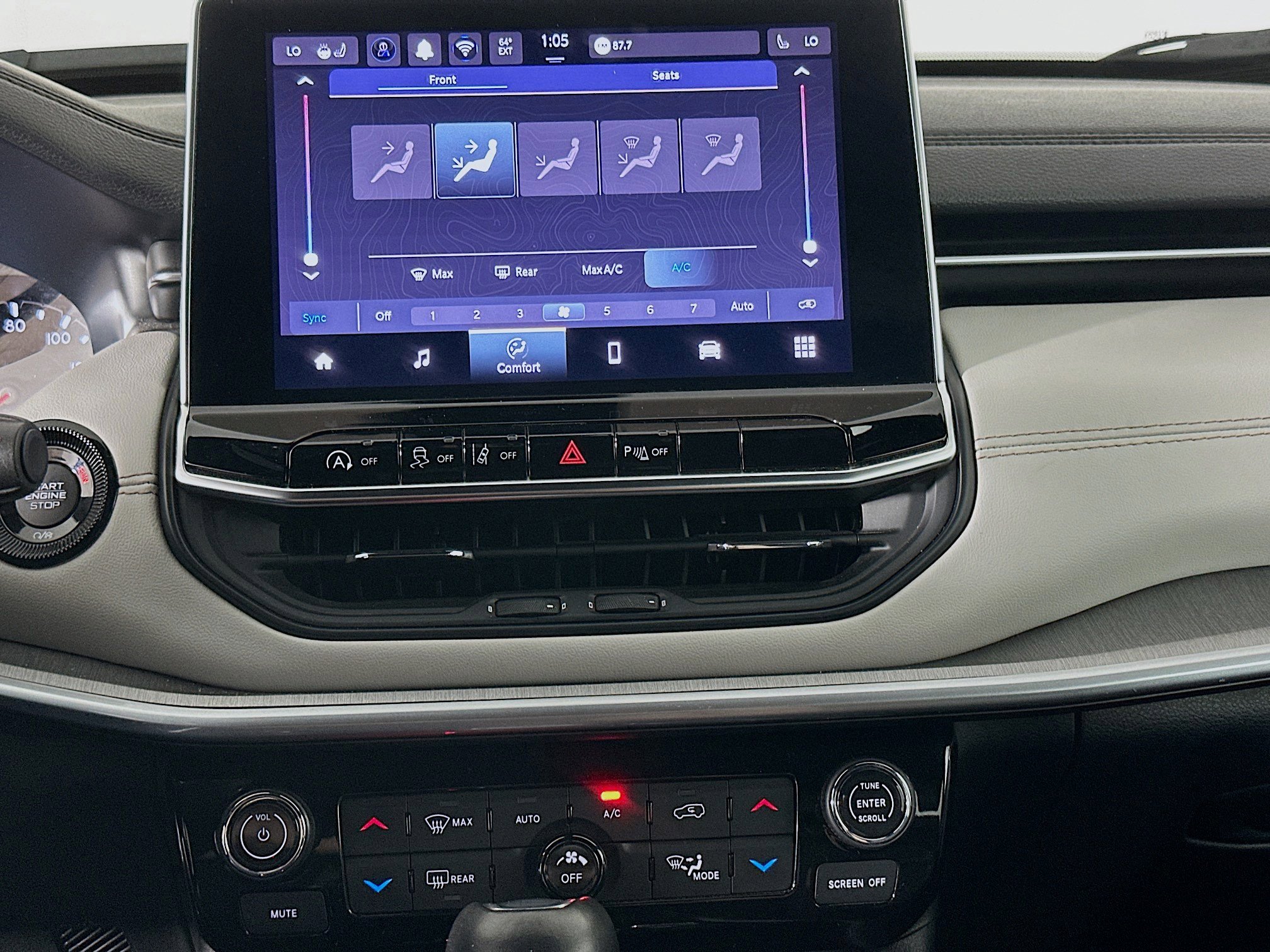 Used 2025 Jeep Compass Limited image 23