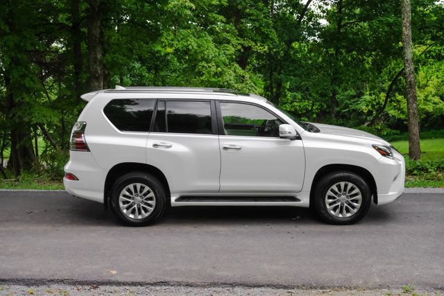 Used 2020 Lexus GX 460 AWD/4WD image 13