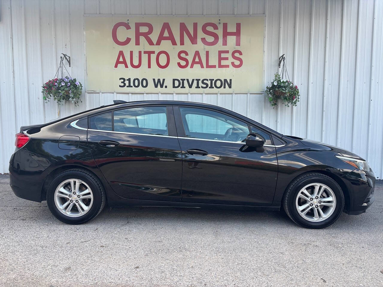 Used 2018 Chevrolet Cruze LT image 12