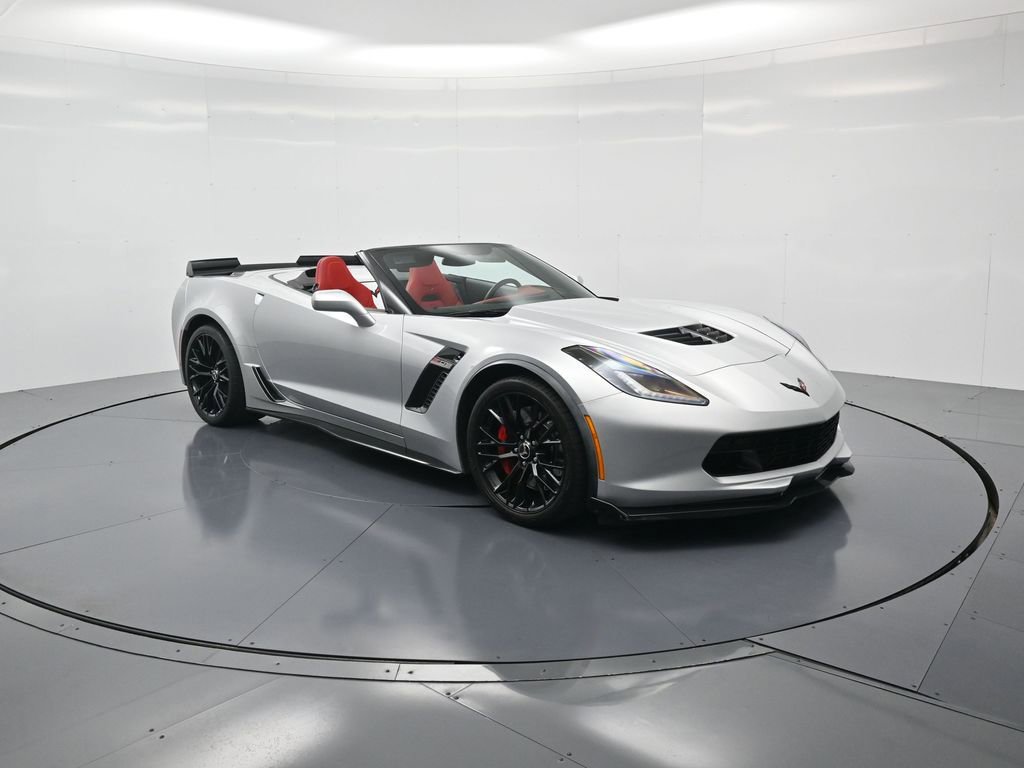Used 2015 Chevrolet Corvette Z06 w/ 3LZ Preferred Equipment Group image 32
