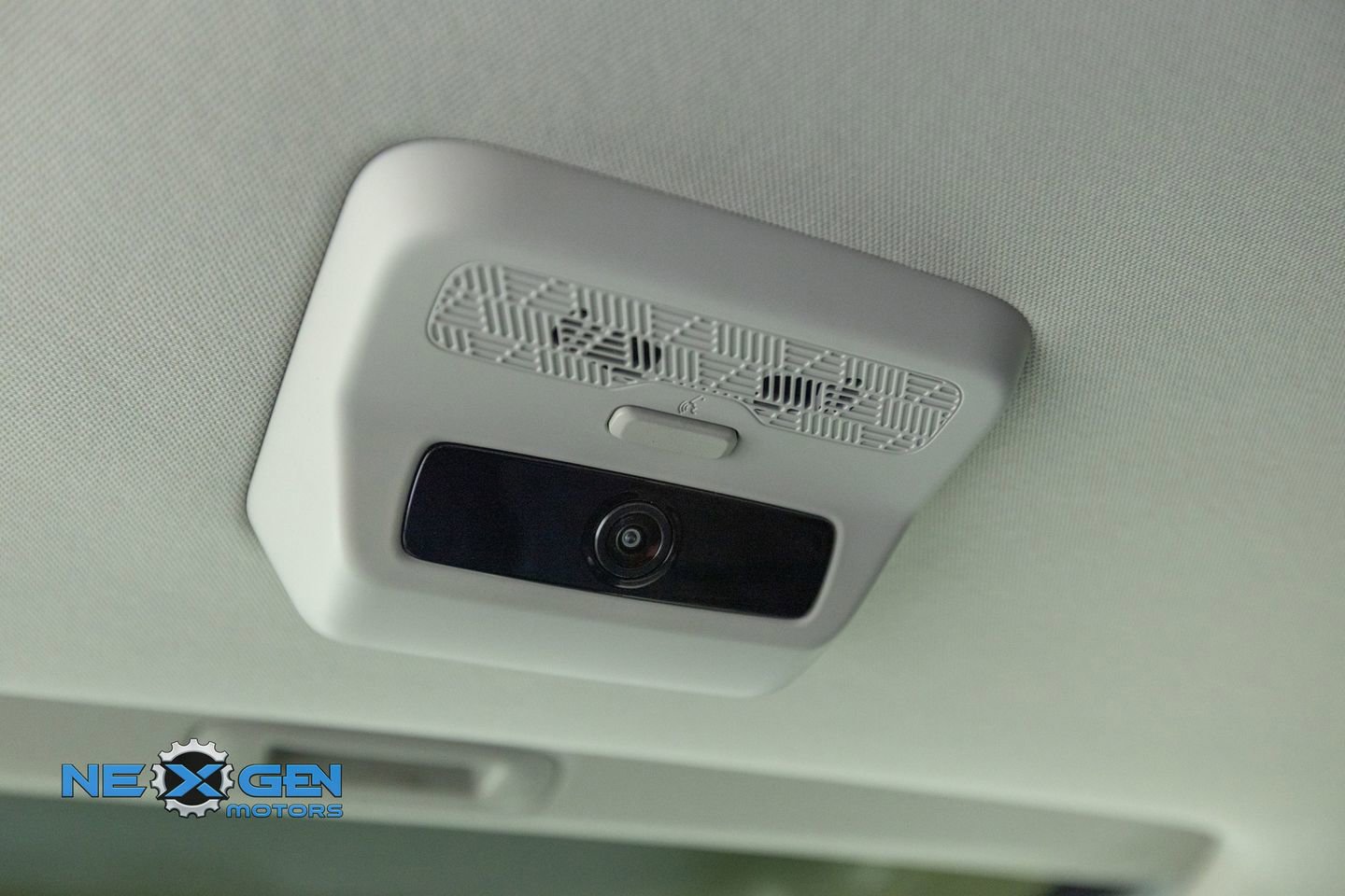 Used 2025 Kia Carnival SX Prestige FWD image 30