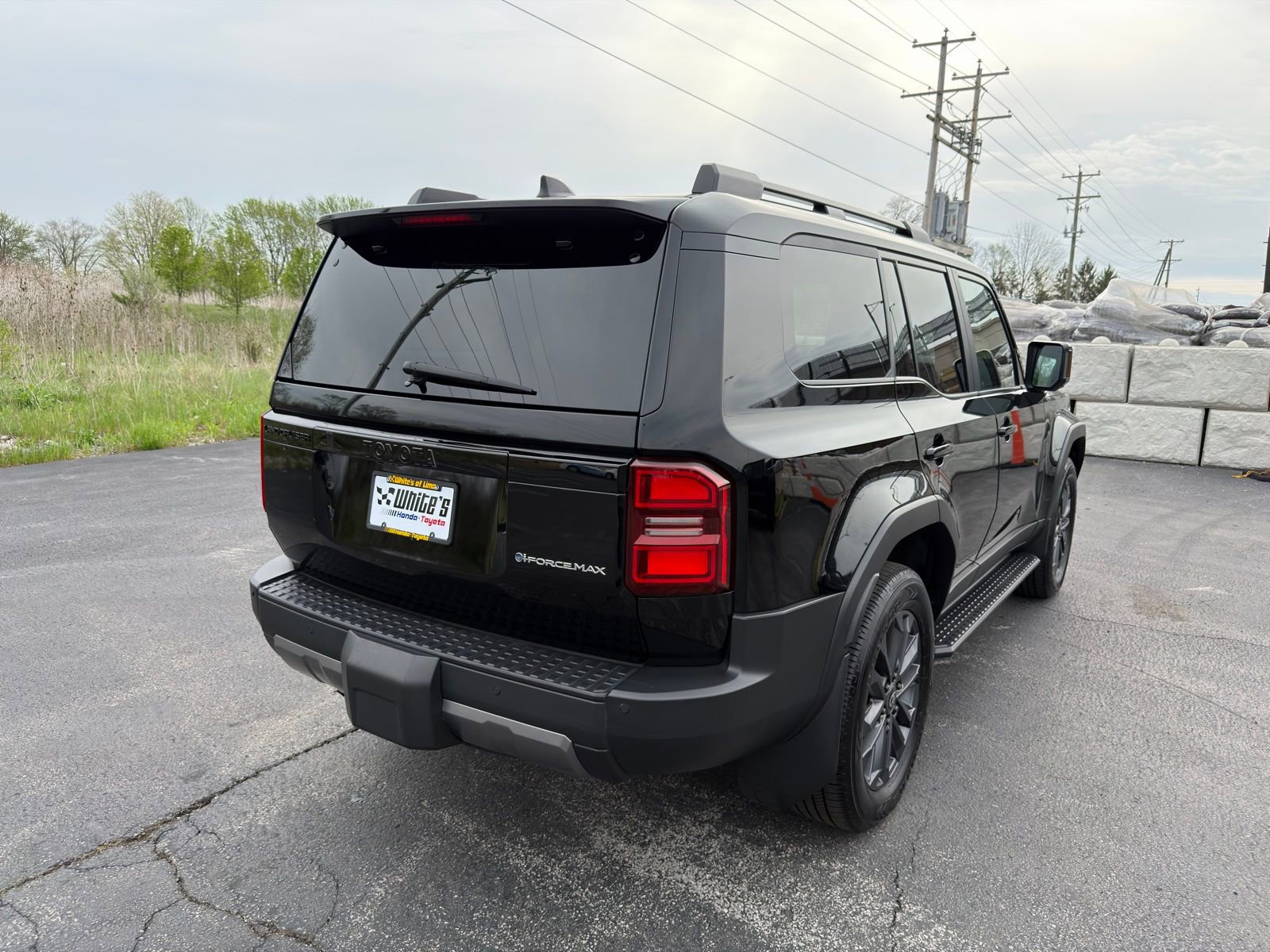 Used 2024 Toyota Land Cruiser w/ Premium Package AWD/4WD image 8