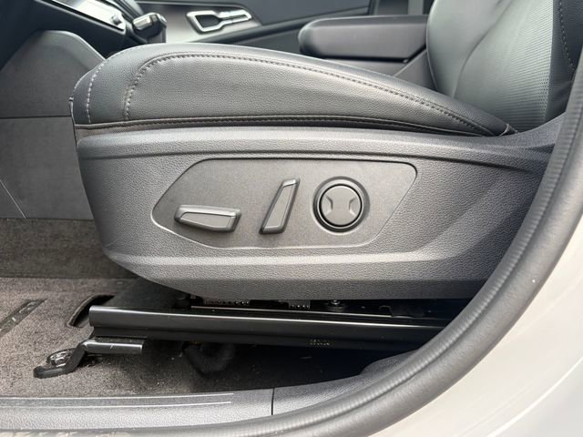 Certified 2026 Kia Sportage EX FWD image 6