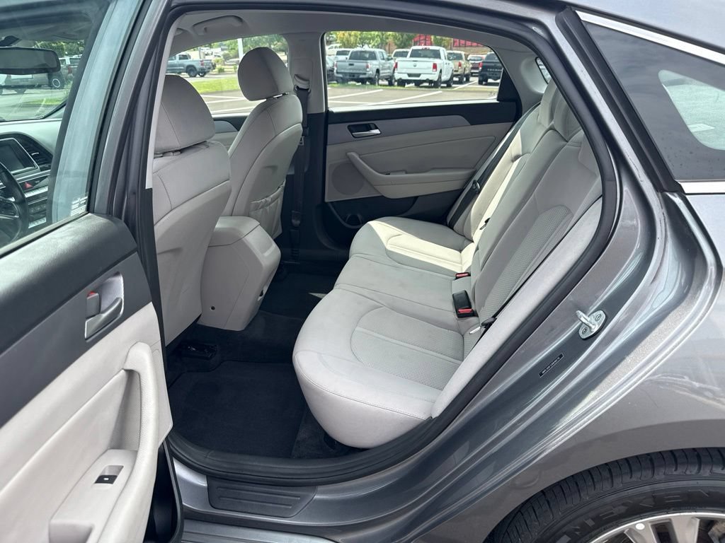 Used 2018 Hyundai Sonata SEL FWD image 9