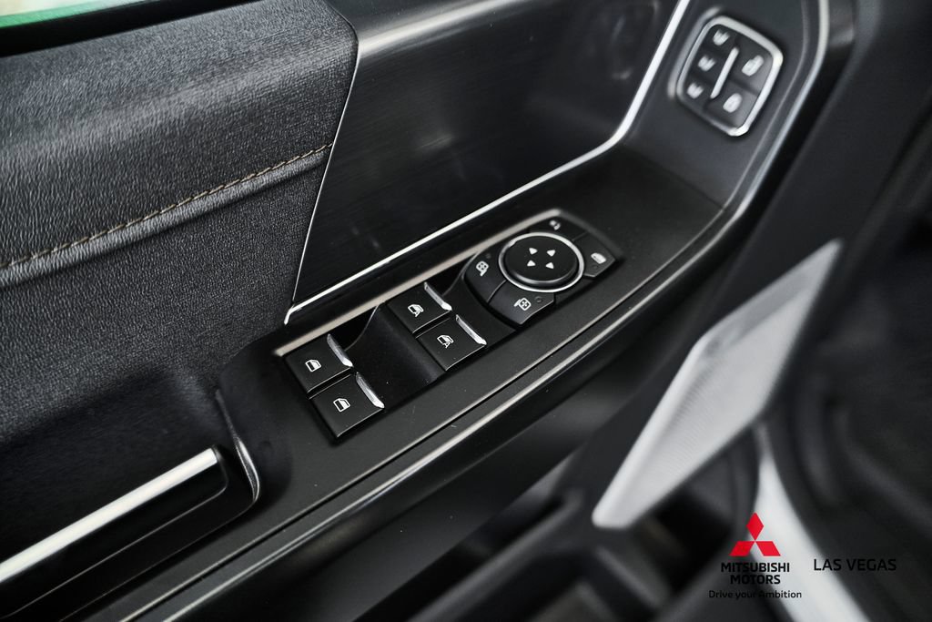 Used 2023 Ford F150 Raptor AWD/4WD image 16