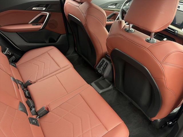 Used 2026 BMW X1 xDrive28i w/ Technology Package image 15