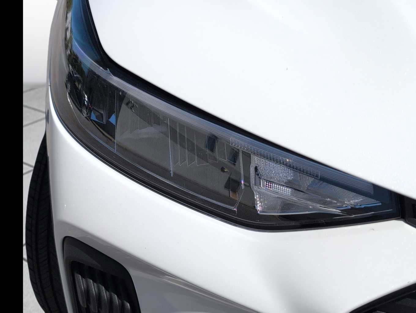 New 2026 Ford Escape ST-Line w/ Cold Weather Package image 2