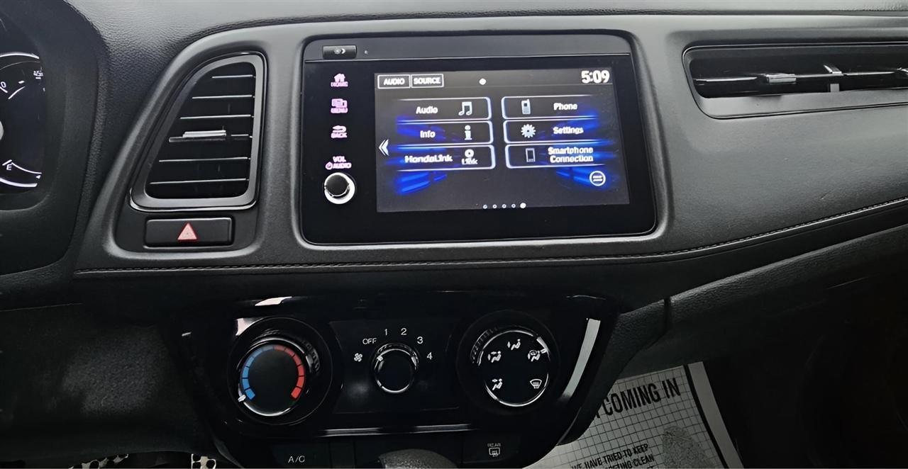 Used 2019 Honda HR-V Sport image 12