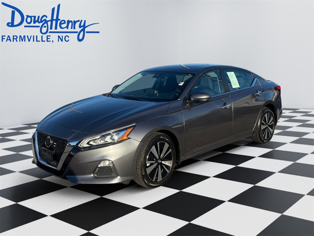 Used 2022 Nissan Altima 2.5 SV w/ SV Premium Package image 1