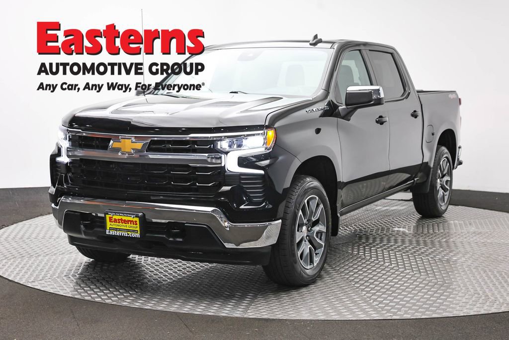 Used 2024 Chevrolet Silverado 1500 LT AWD/4WD image 1