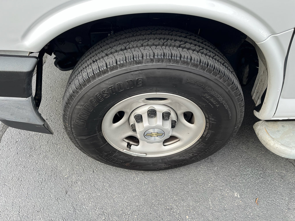 Used 2024 Chevrolet Express 2500 w/ Driver Convenience Package image 12