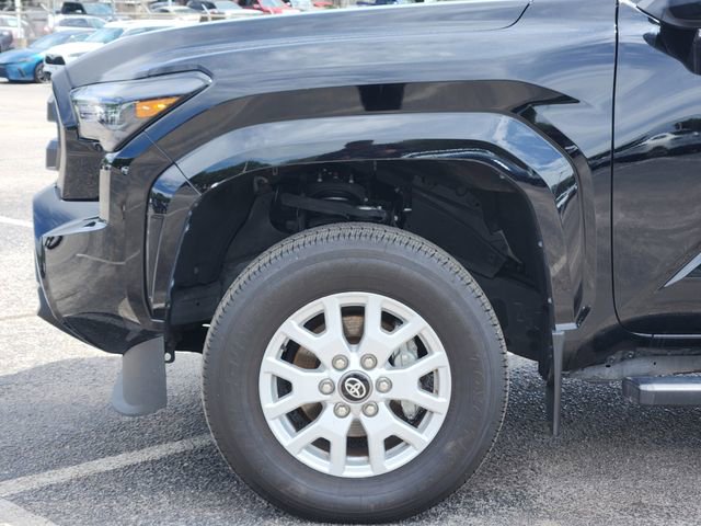 Certified 2024 Toyota Tacoma SR AWD/4WD image 7