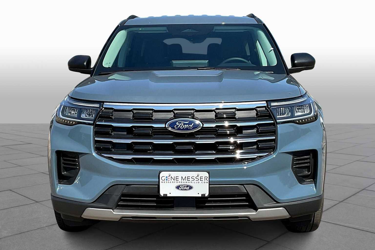 New 2025 Ford Explorer Active image 3