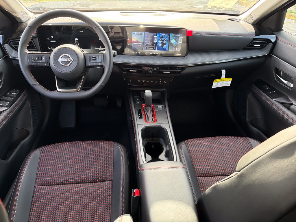 New 2026 Nissan Kicks SR w/ Cold Weather Package FWD image 15