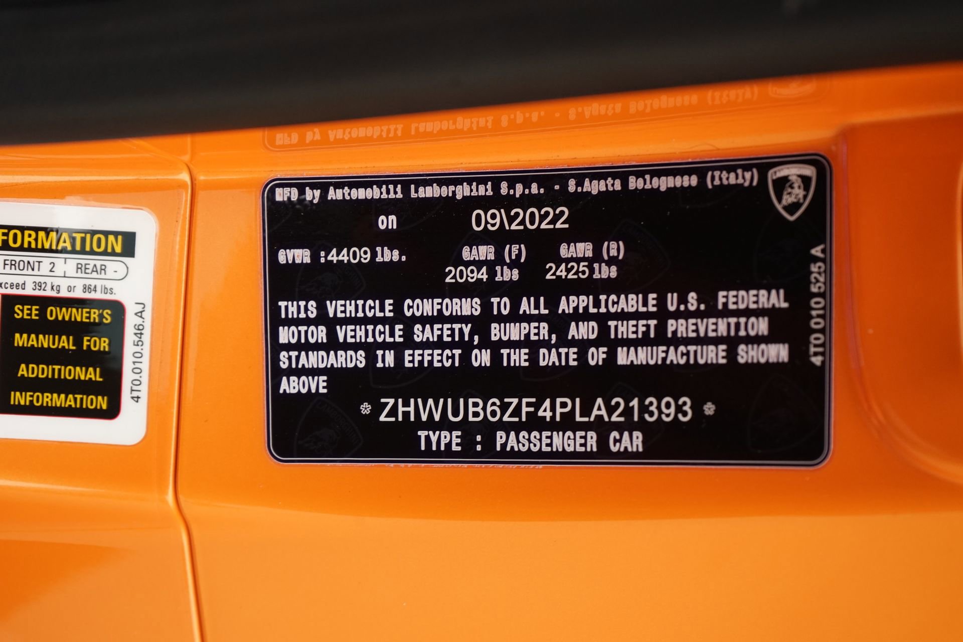 Used 2023 Lamborghini Huracan Tecnica image 32