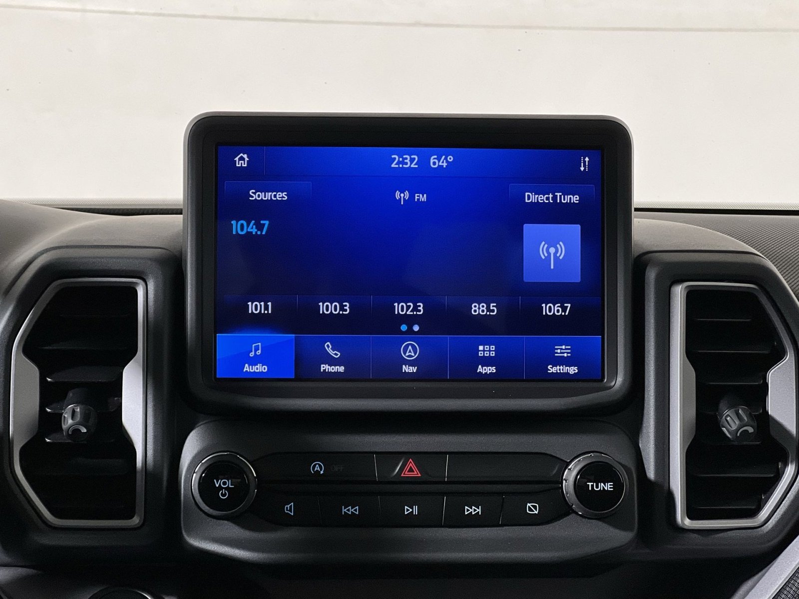 Used 2024 Ford Bronco Sport Outer Banks w/ Tech Package AWD/4WD image 18