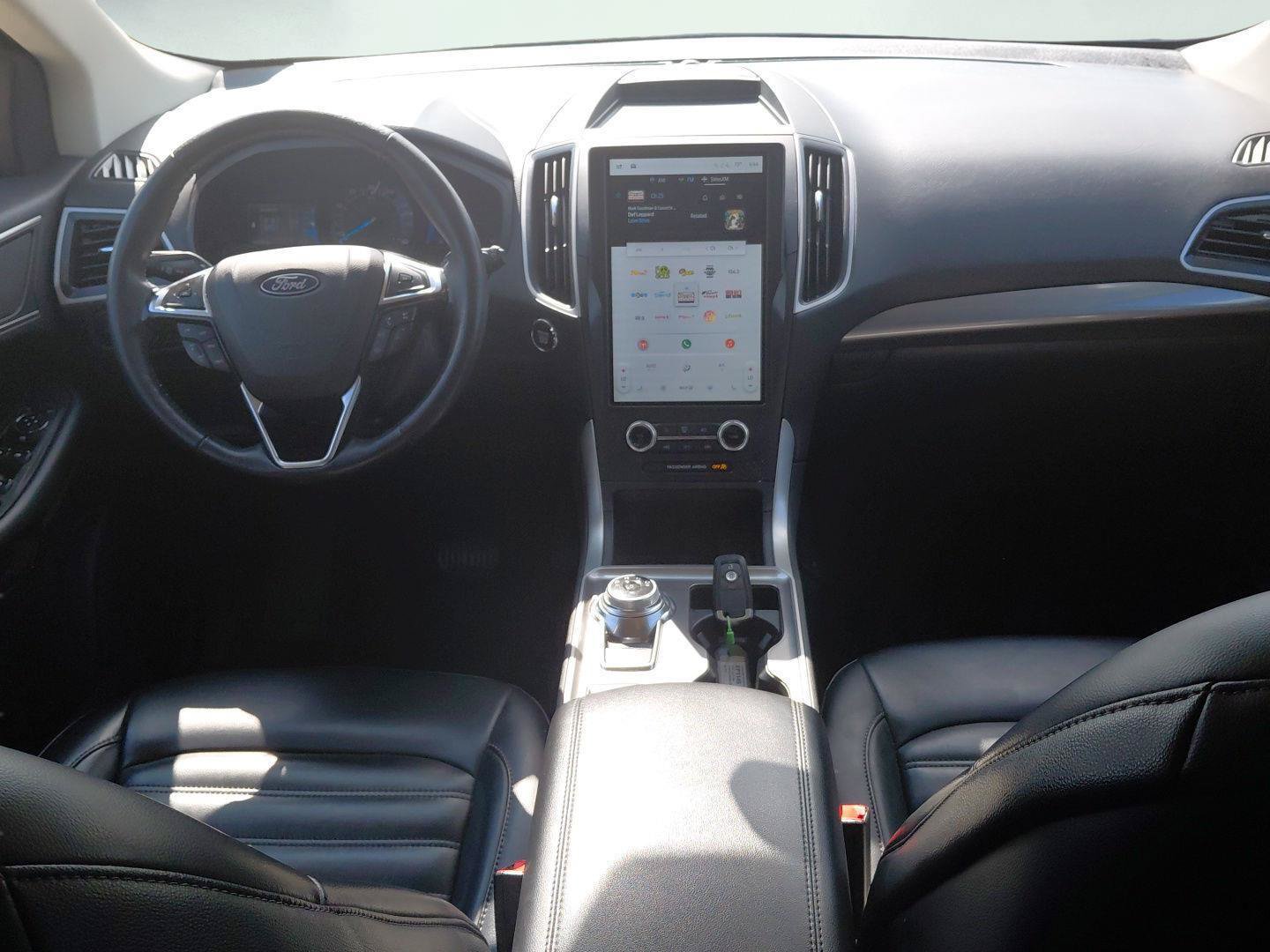 Used 2024 Ford Edge SEL AWD/4WD image 2