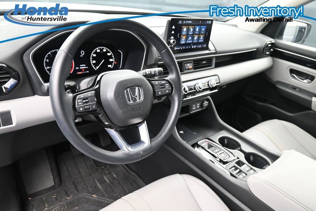 Used 2024 Honda Pilot Touring image 20