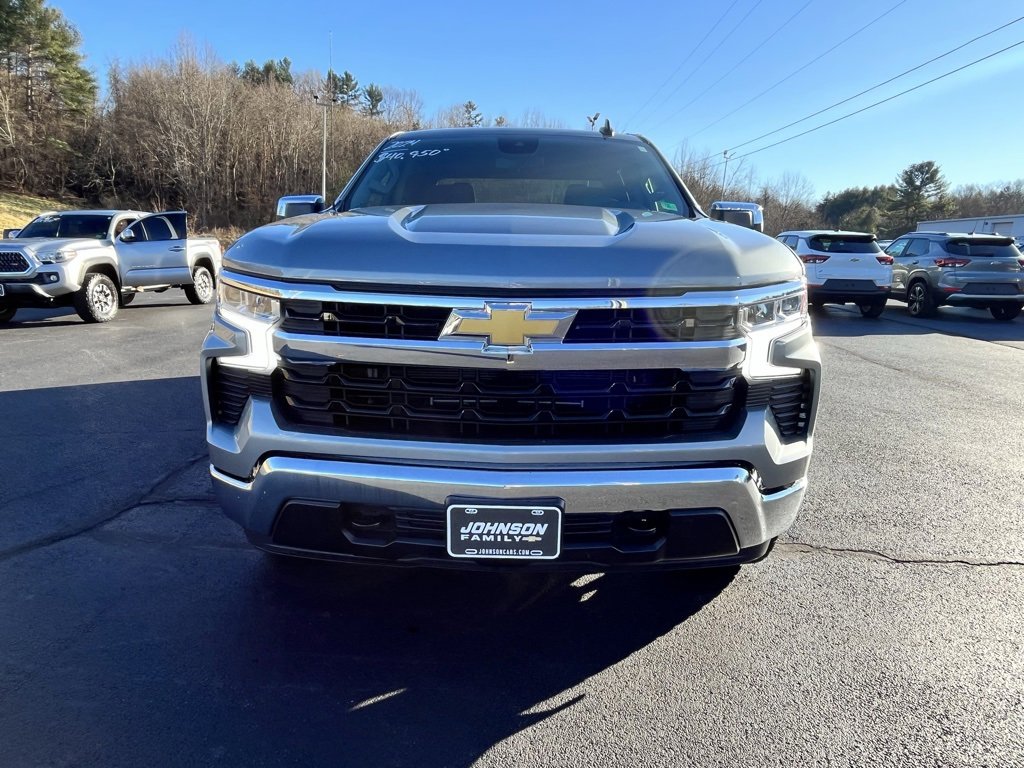 Used 2024 Chevrolet Silverado 1500 LT image 25