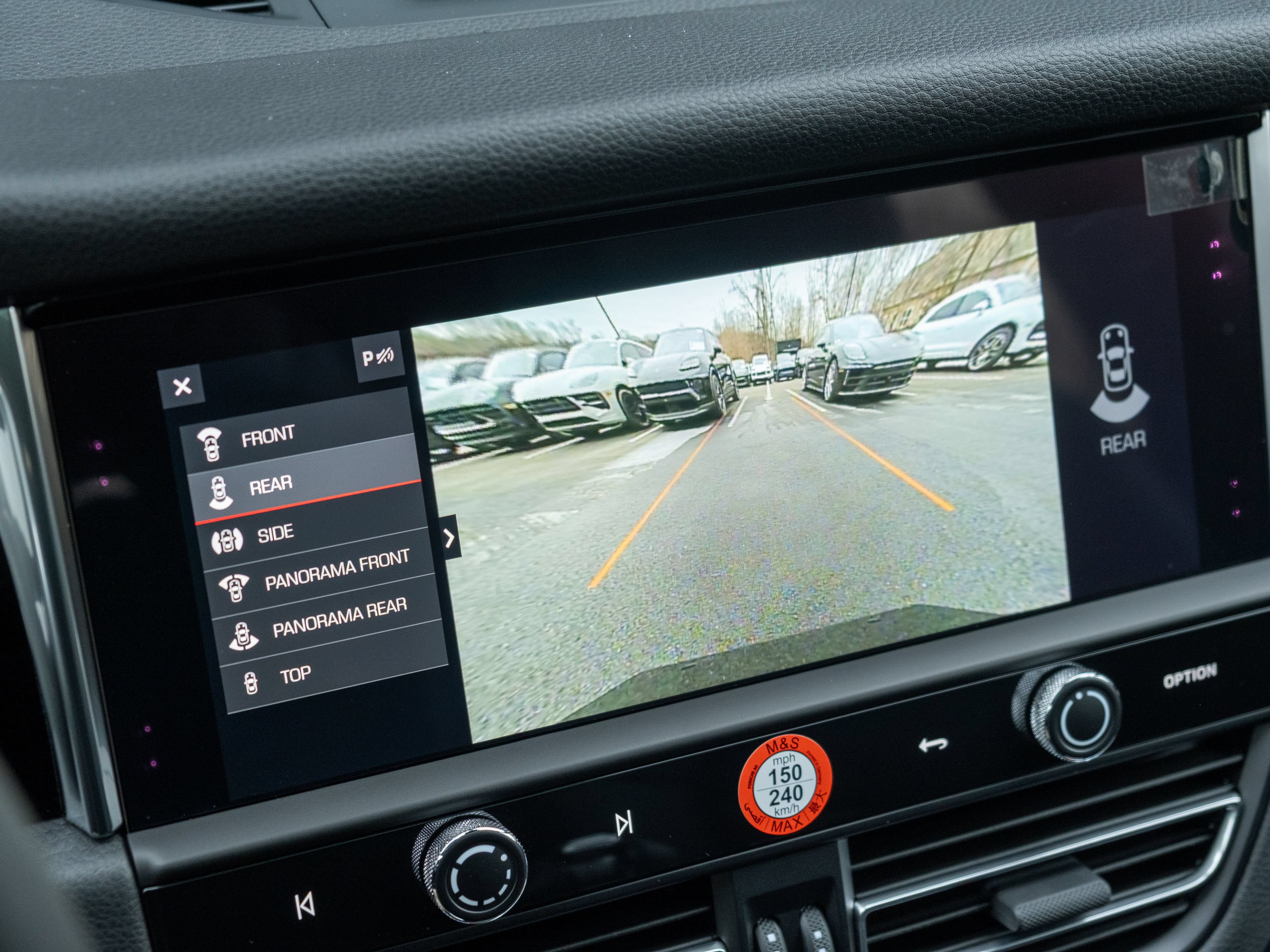 Certified 2026 Porsche Macan AWD/4WD image 29