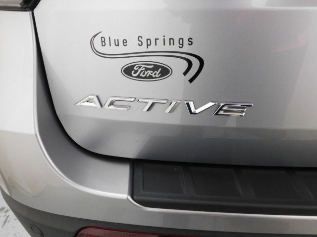 Used 2025 Ford Explorer Active w/ Active Comfort Package image 6