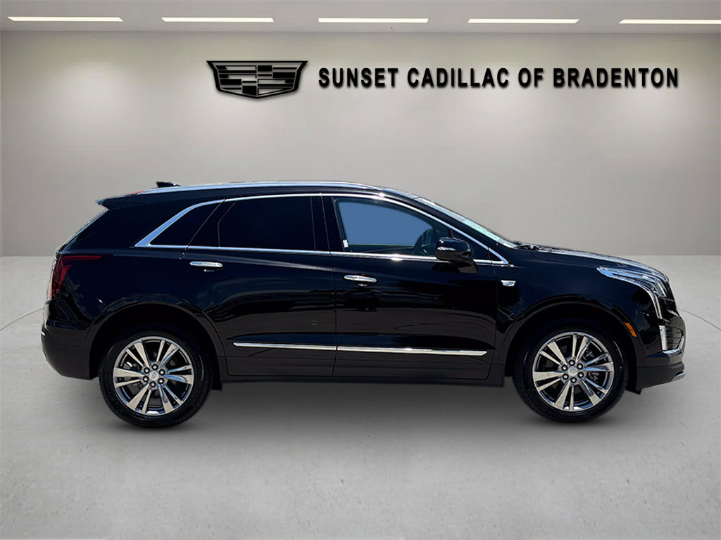 Certified 2023 Cadillac XT5 Premium Luxury w/ Platinum Package AWD/4WD image 2