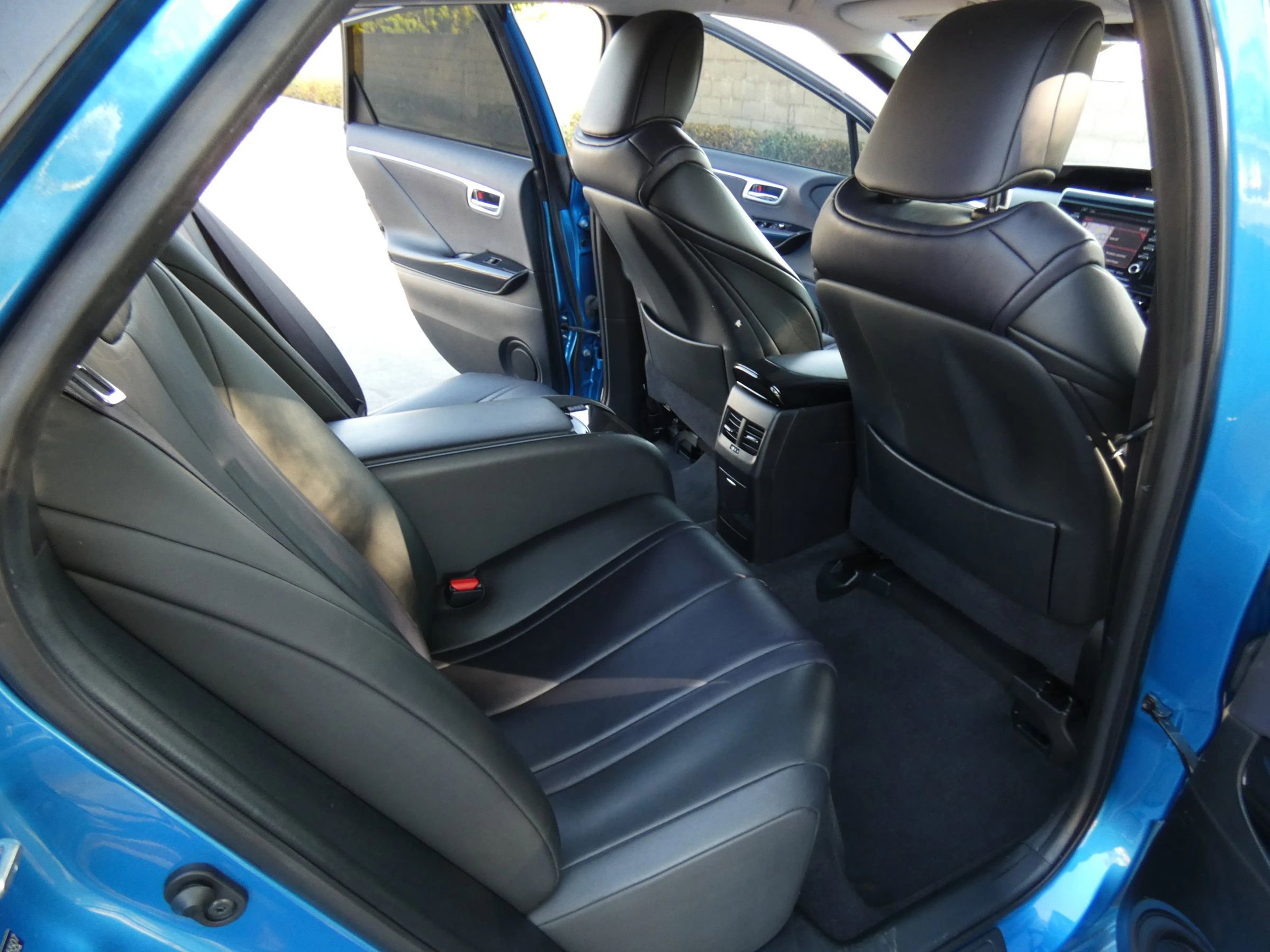Used 2018 Toyota Mirai image 24