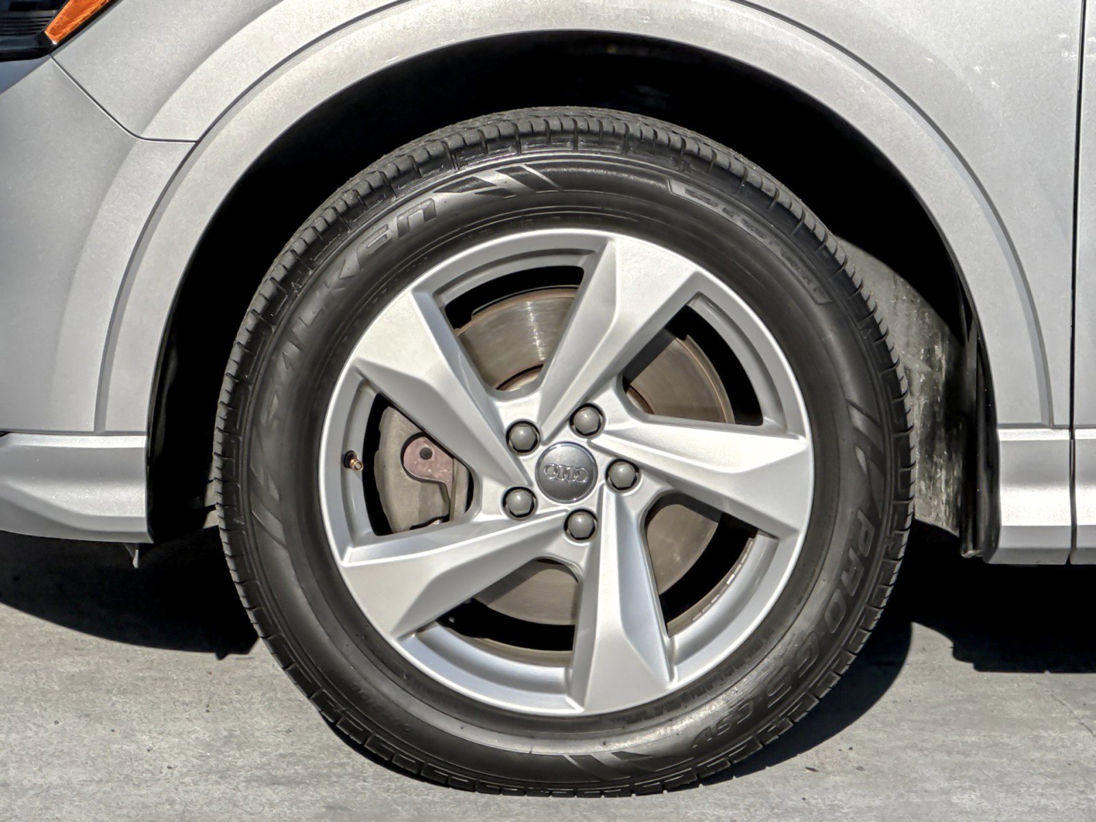 Used 2020 Audi Q3 2.0T Premium image 26