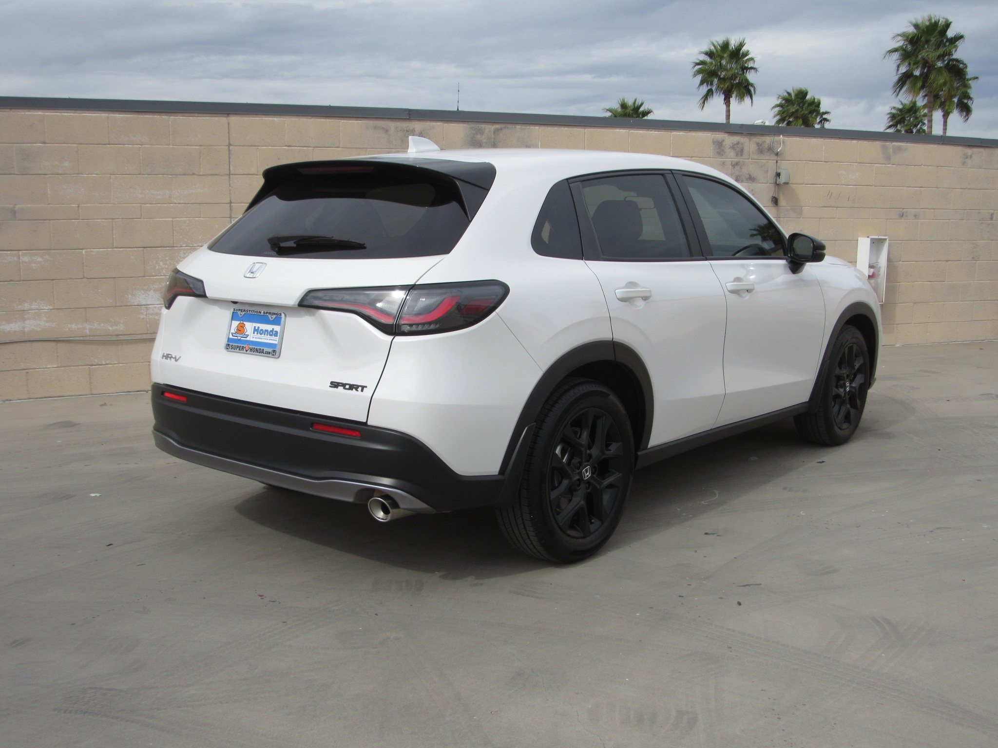 Used 2025 Honda HR-V Sport image 5