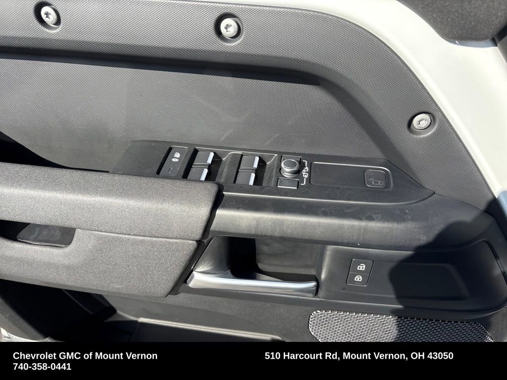 Used 2022 Land Rover Defender 110 image 12