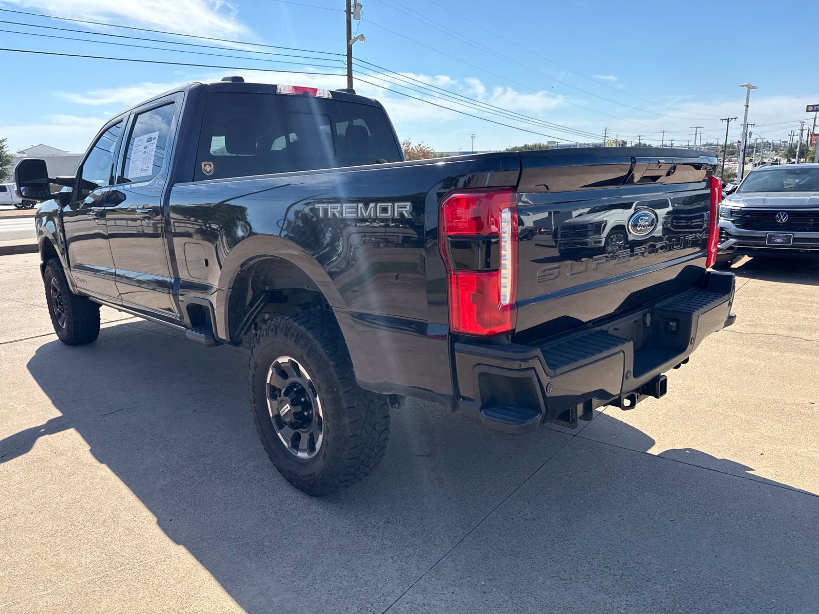 Used 2024 Ford F250 Lariat w/ Lariat Ultimate Package AWD/4WD image 5