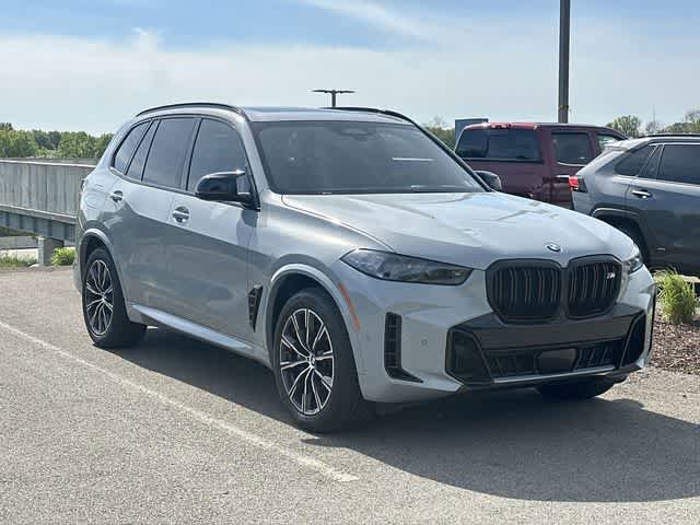 Used 2024 BMW X5 M60i AWD/4WD image 30
