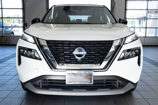 Used 2023 Nissan Rogue S AWD/4WD image 2
