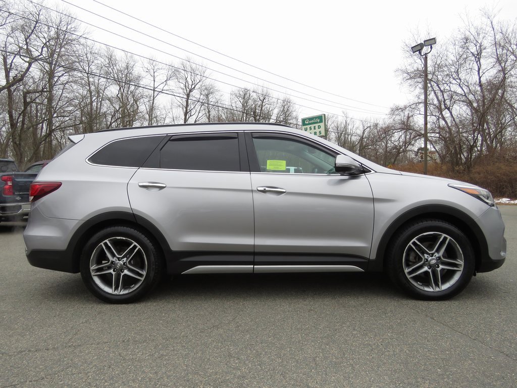 Used 2017 Hyundai Santa Fe Limited image 4