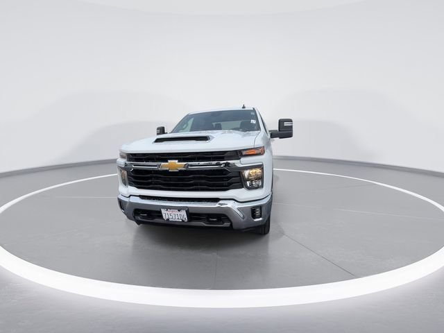 Used 2025 Chevrolet Silverado 2500 LT w/ Convenience Package image 3