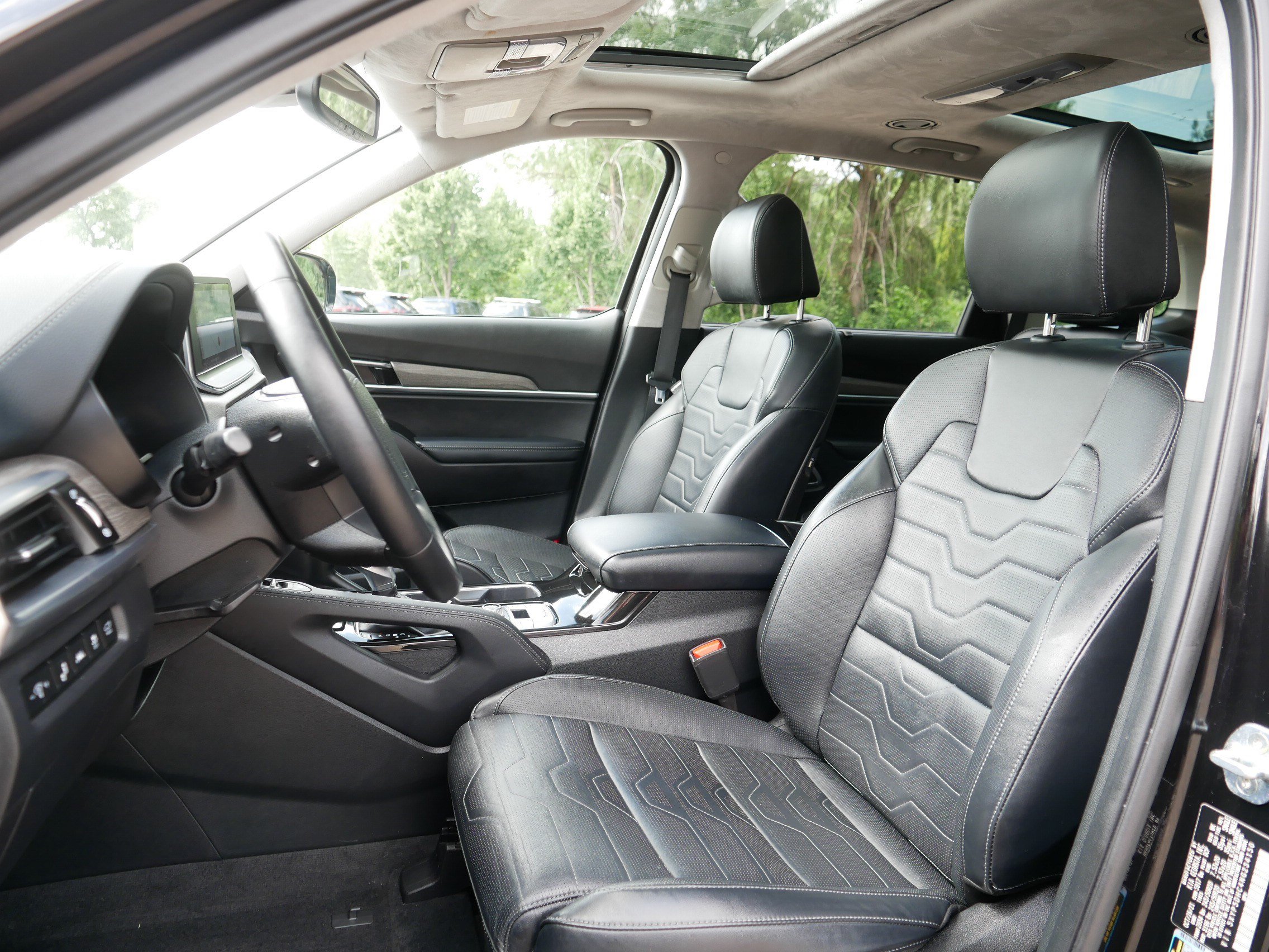 Certified 2022 Kia Telluride SX w/ SX Prestige Package AWD/4WD image 34