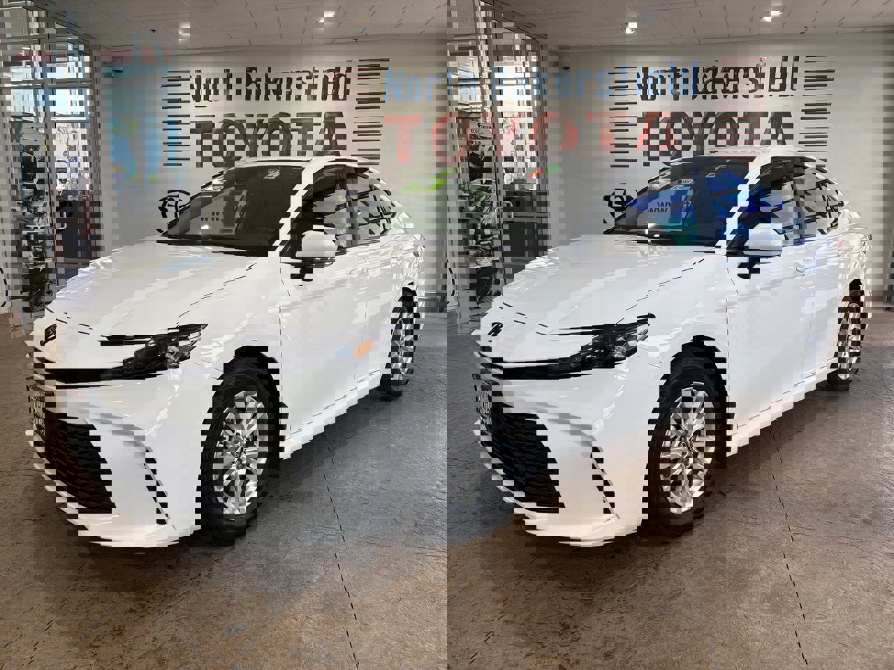 Used 2025 Toyota Camry LE