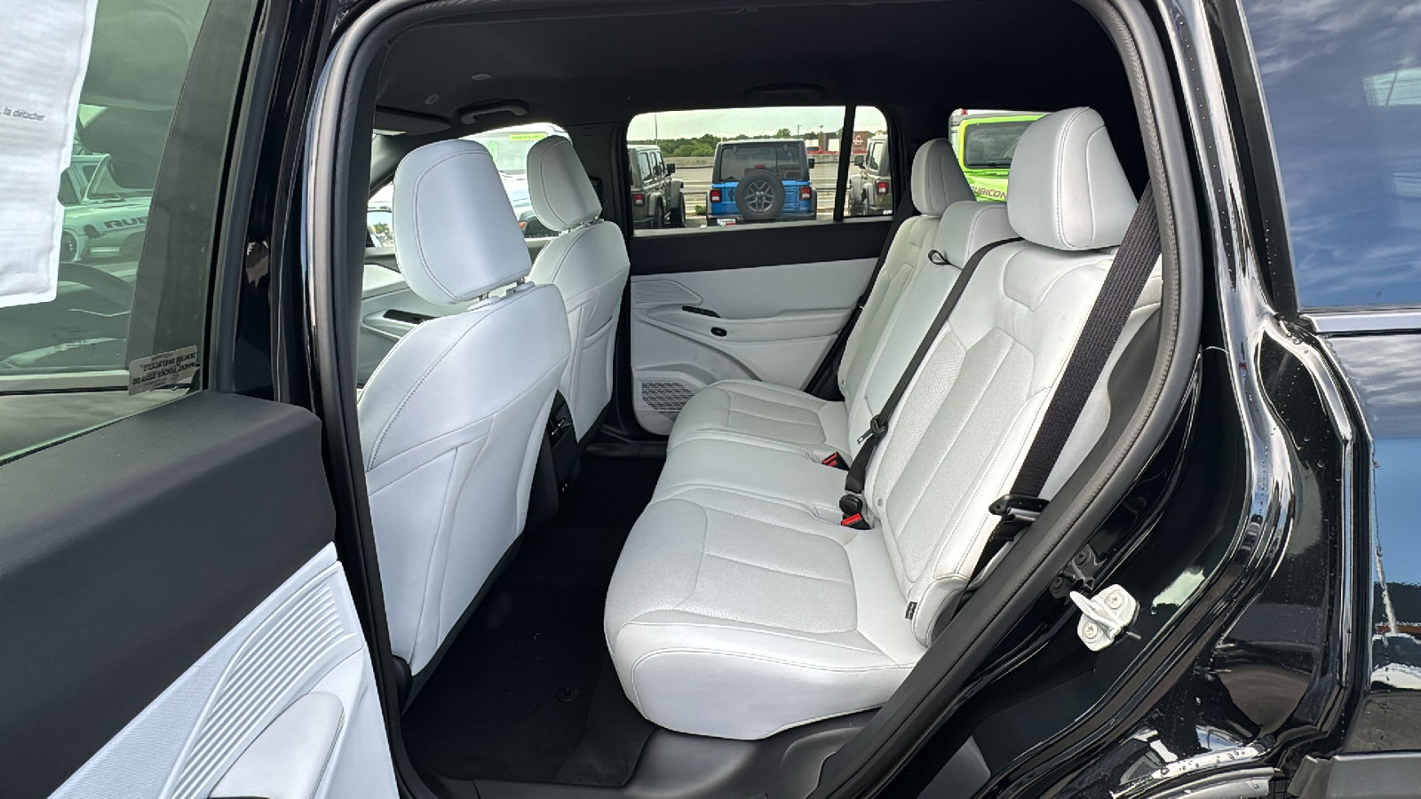 New 2026 Jeep Cherokee Laredo AWD/4WD image 15