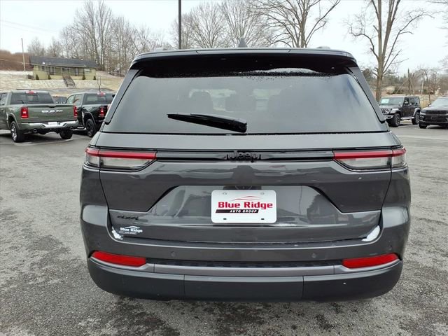 New 2026 Jeep Grand Cherokee Limited w/ Limited Altitude Package AWD/4WD image 5